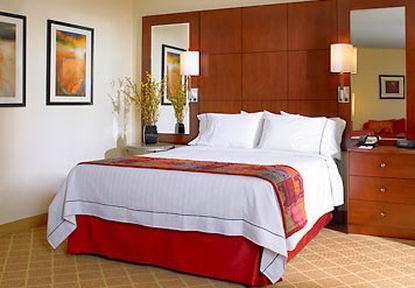 By Marriott Philadelphia 3* Langhorne