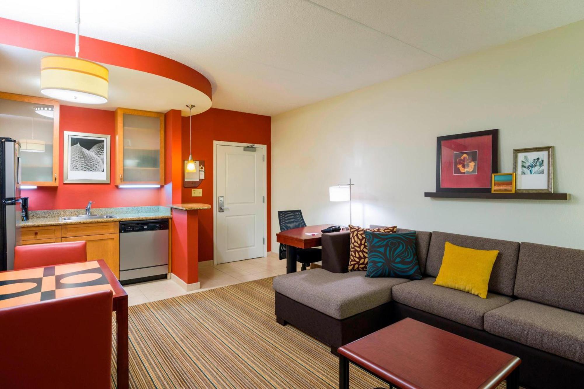 Hotel By Marriott Philadelphia 3*